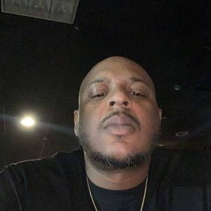 Meet your Posher, Taron